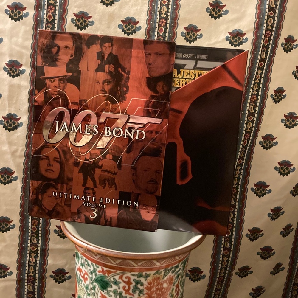 James Bond 007 DVD Set